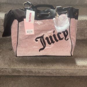 Juicy Couture Day Dreamer Bag